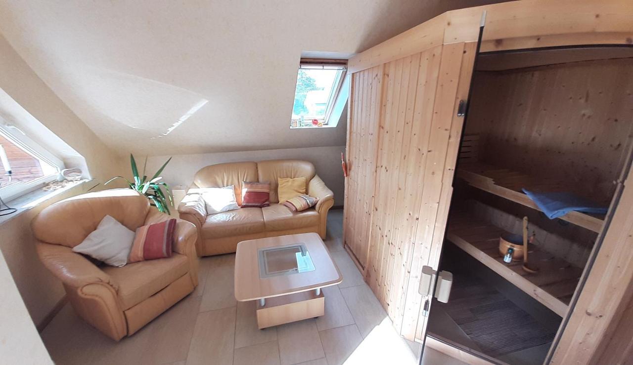 Fewo Hohen Neuendorf Bei Berlin Mit Sauna Und Fuss-Spa Eksteriør bilde